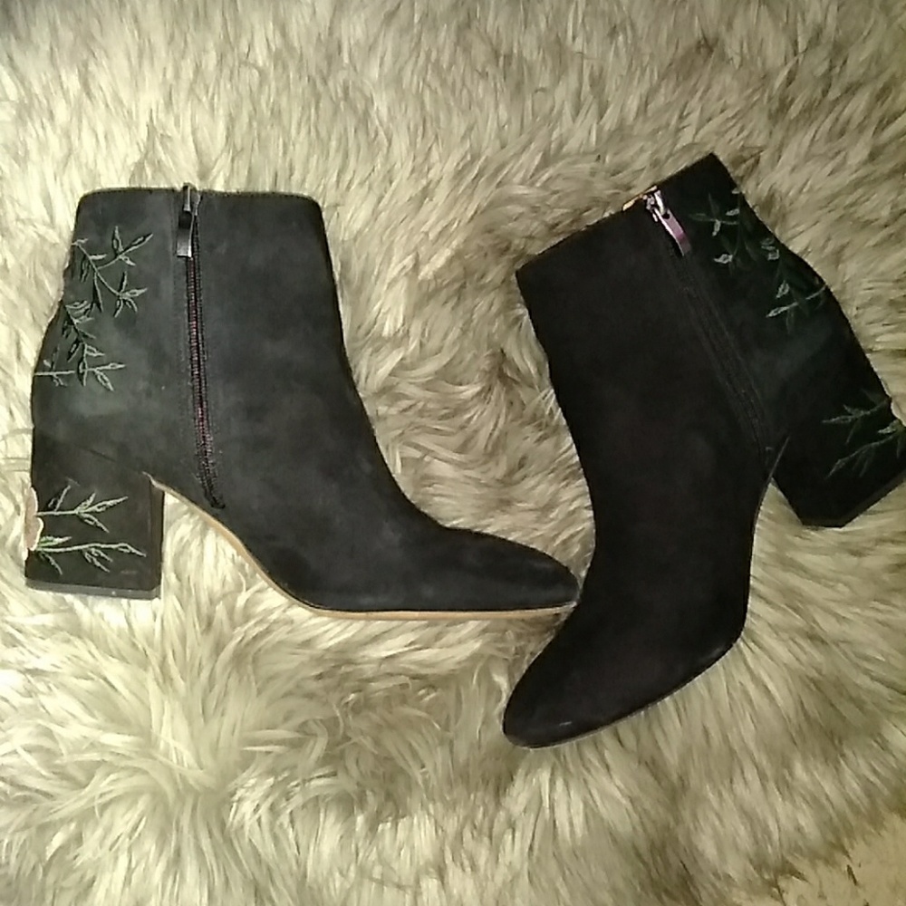 Ankle boots